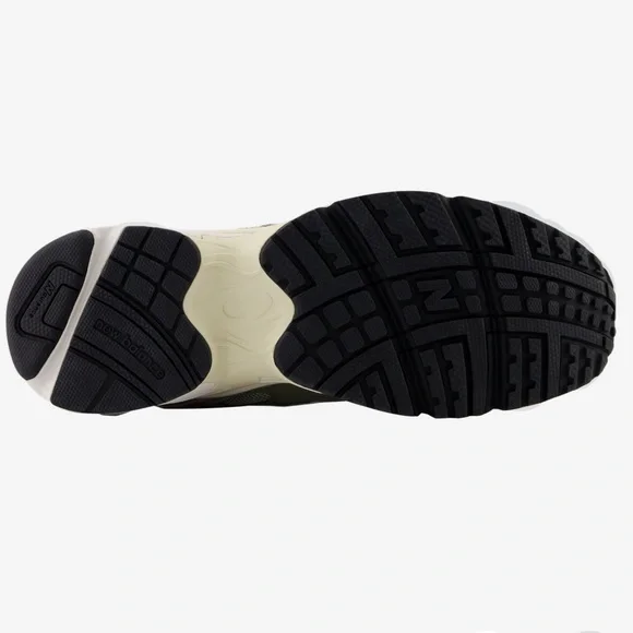 New Balance Heritage 725v1 Sneakers